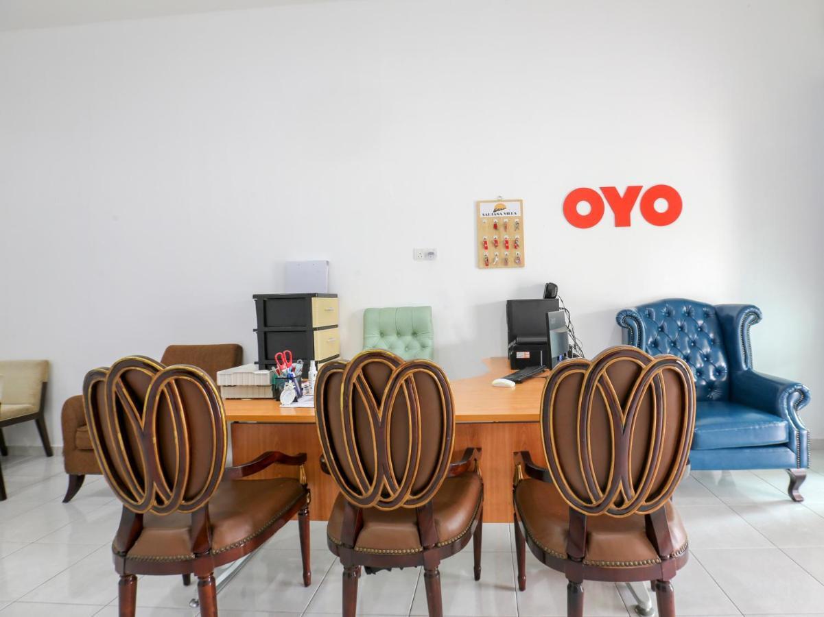 Oyo 90135 Saujana Villa Cherok Paloh Kuantan Exteriör bild